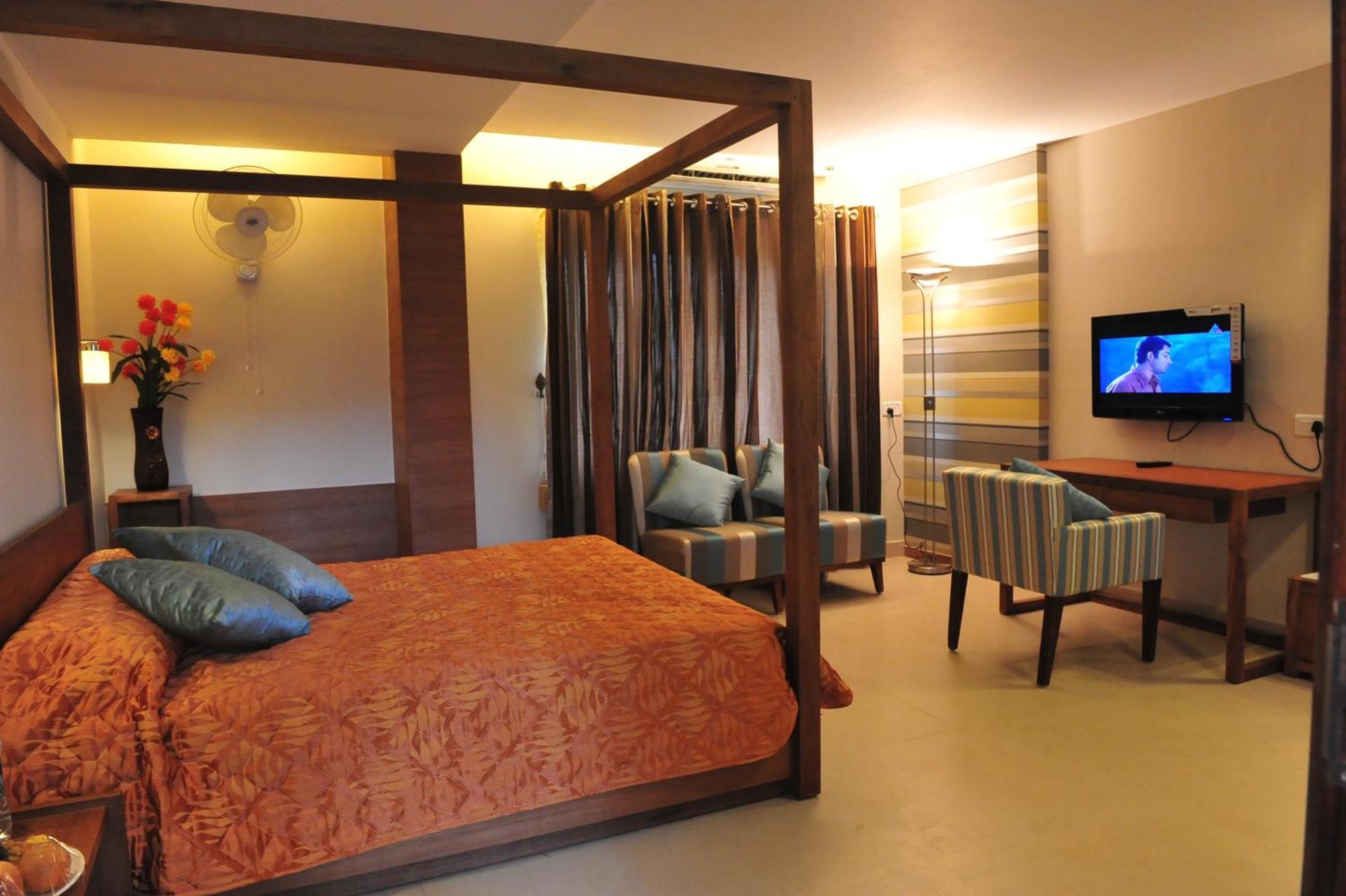 Hotel Haritagiri à Kalpatta Extérieur photo