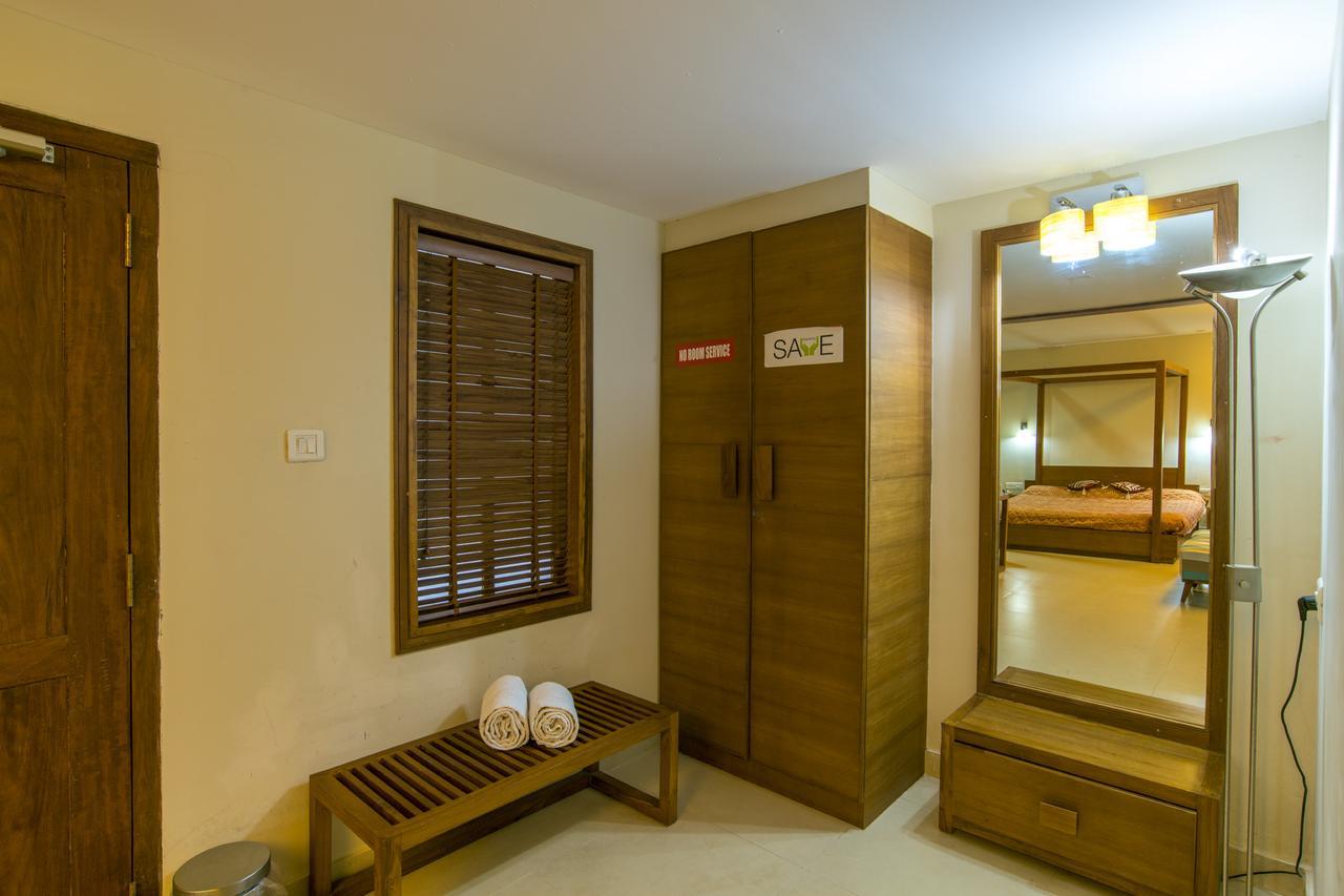Hotel Haritagiri à Kalpatta Extérieur photo